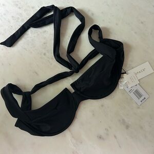 L*Space Coast to Coast top in Blk